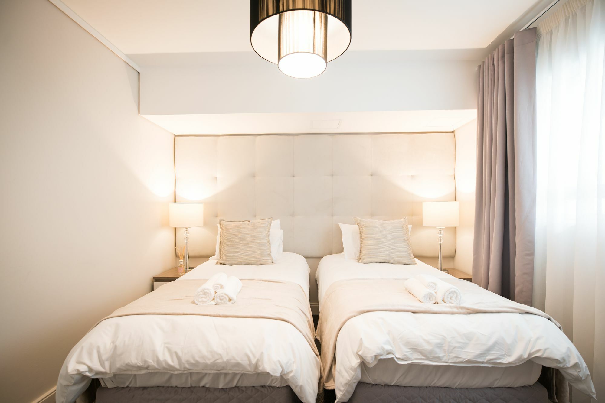 קייפטאון Waters Edge Self-Catering Apartment מראה חיצוני תמונה
