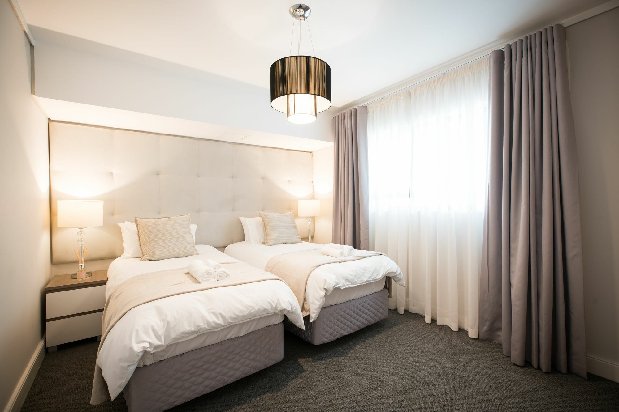 קייפטאון Waters Edge Self-Catering Apartment מראה חיצוני תמונה